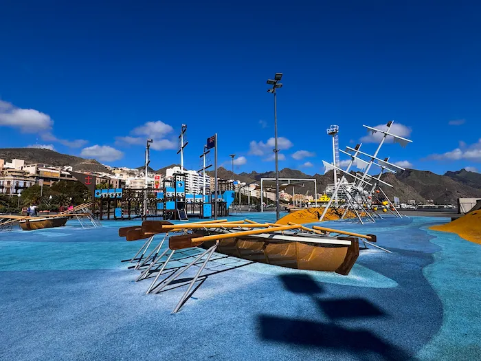 Pirate-themed kids playground in Santa Cruz de Tenerife with ship structures and climbing areas