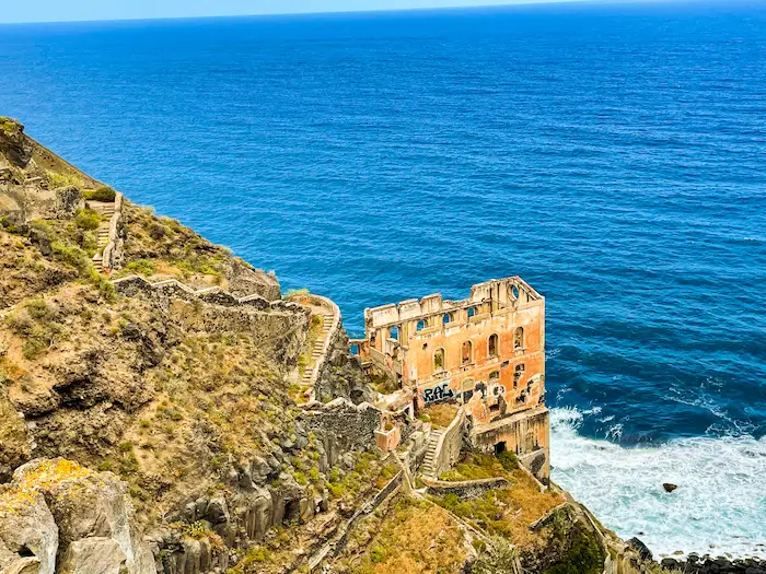 Casa Hamilton ruin perched above the Atlantic Ocean in Tenerife
