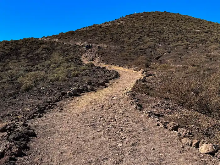 Dirt hiking path climbing Montaña Roja volcano