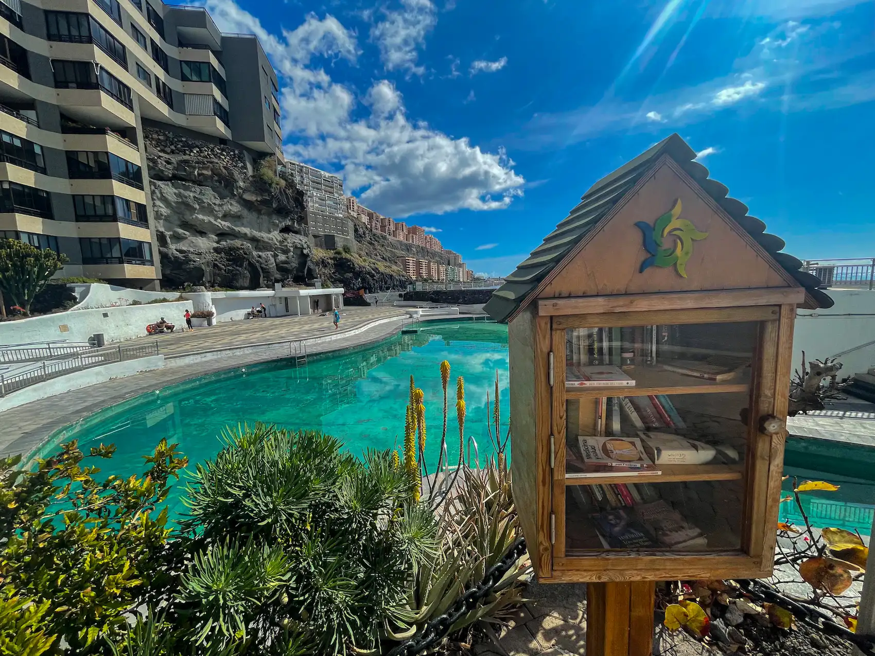 Pool in Tabaiba with a small free library
